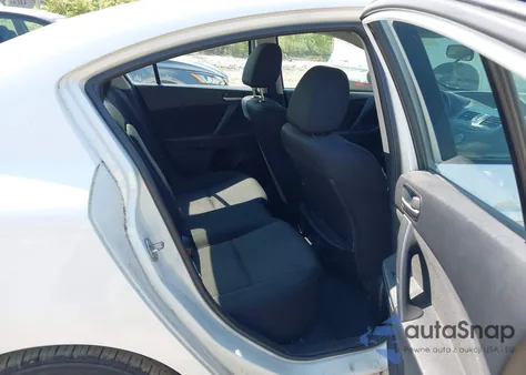 2012 Mazda Mazda3 I Touring из США, поврежденный, VIN JM1BL1VG2C1512076